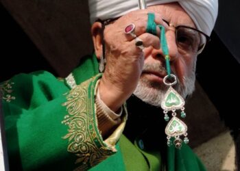 In Pics: Thousands offer prayers at Hazratbal shrine on Eid-e-Milad-un-Nabi (SAW)