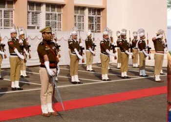 Darbar resumes full functioning at Jammu; Lt Governor accorded Ceremonial Reception at Civil Secretariat