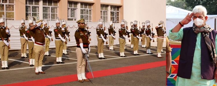 Darbar resumes full functioning at Jammu; Lt Governor accorded Ceremonial Reception at Civil Secretariat
