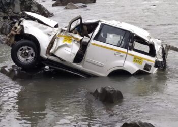 Ramban Accident: Vehicle pulled out, no trace of bodies so far
