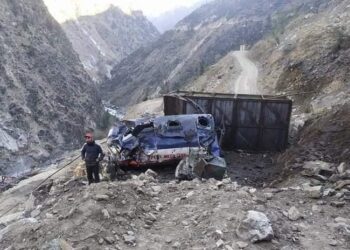 3 persons killed as water tanker rolls down into gorge in Kishtwar