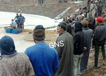 2 Teenagers Feared Dead After Falling Into Storage Tank in Kupwara’s Kralpora; Rescue Operation Underway