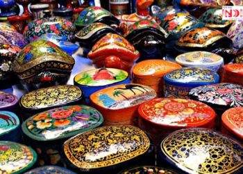After witnessing tough times, Christmas brings hope for paper mache artists
