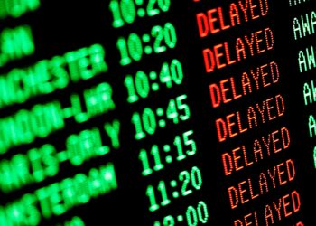 Low visibility causes delay in flight operations to and fro Srinagar airport