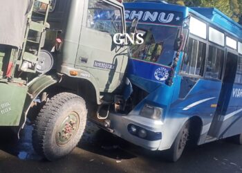 7 persons injured in head-on collision between army, civilian bus in Poonch