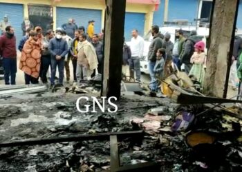 3 shops gutted, gas cylinder blasts cause panic in Mendhar Poonch
