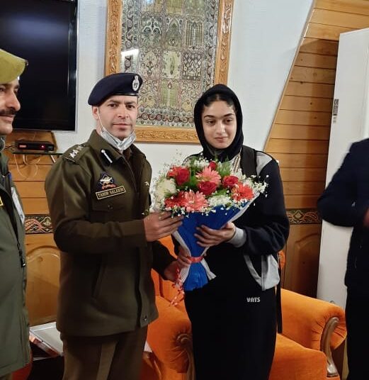 SSP Budgam receives Sadia Tariq at Sgr Airport