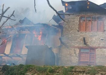 Four residential houses gutted in Ramban blaze