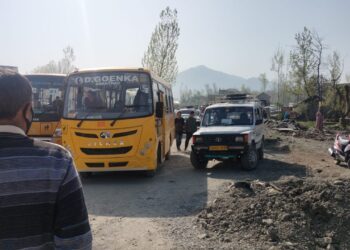 Thajiwara Achabal Locals Block Road, Demand Portable Water