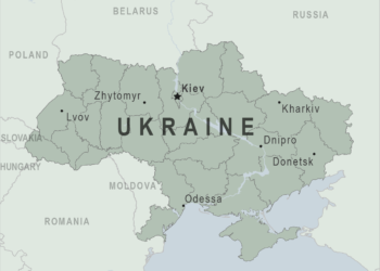 Ukrainian bride in Kashmir urges world to stop war in her country