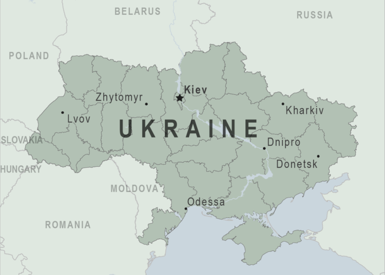 Ukrainian bride in Kashmir urges world to stop war in her country