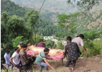 Woman killed, 2 others injured in accident in Rajouri