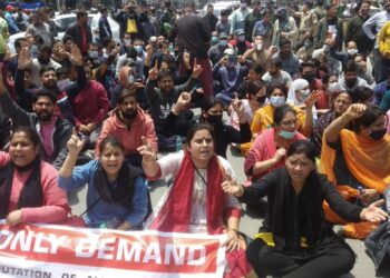 Kashmir Pandits hit streets again in Srinagar, demand relocation