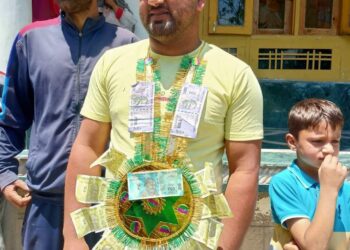 Bijbehara youth becomes overnight millionaire, wins Rs 2 crore on Dream 11