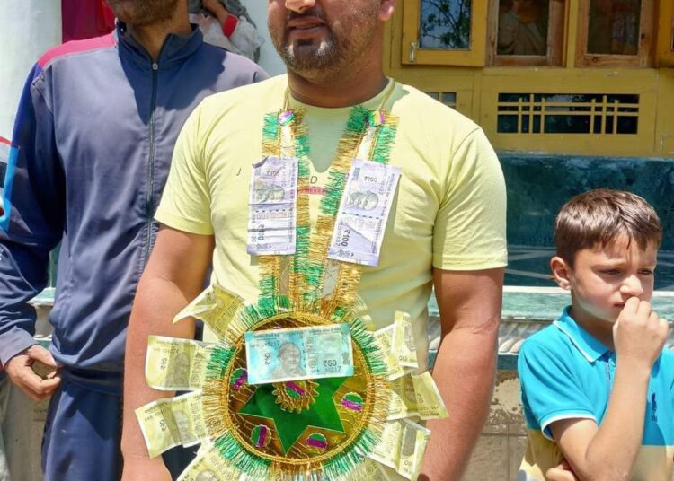 Bijbehara youth becomes overnight millionaire, wins Rs 2 crore on Dream 11
