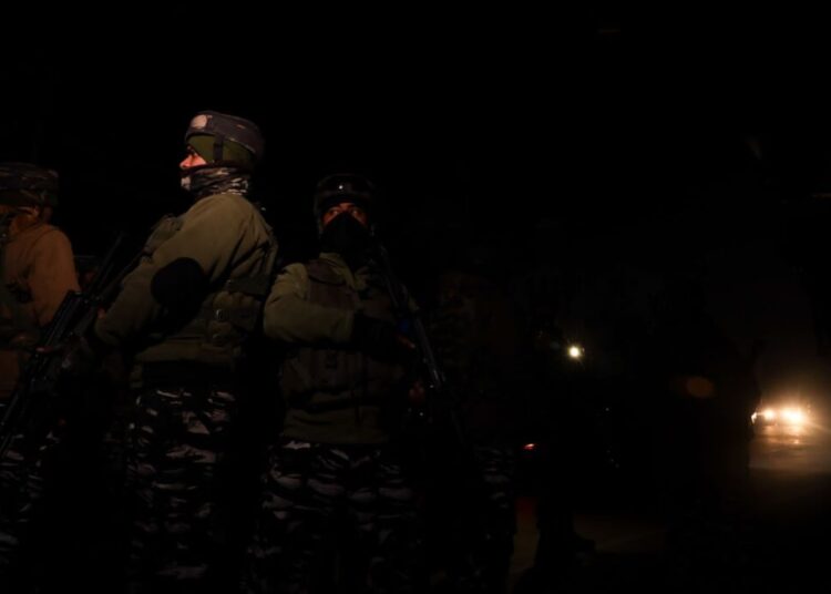 Shopian Gunfight: 2 civilians, soldier injured