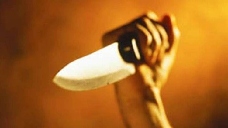 Teenager held for stabbing a man in Chadoora: Police