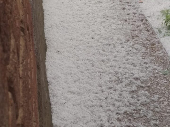 Massive Hailstorm Wreaks Havoc To Orchards Across Parts of North Kashmir Districts