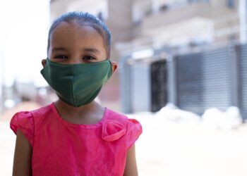 Bandipora Admin Makes Face Masks Mandatory In Public Places