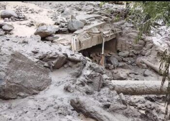 Fresh mudslides at Kullan Gund force closure of Srinagar-Leh highway