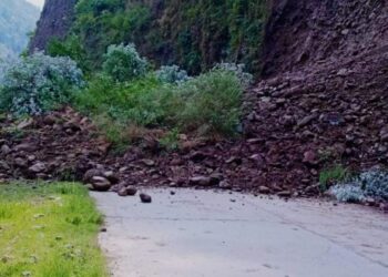 Landslide in Uri Closes Srinagar-Muzaffarabad Road