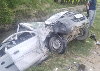 5 Persons Injured As 2 Cars Collide Along Highway in Kupwara