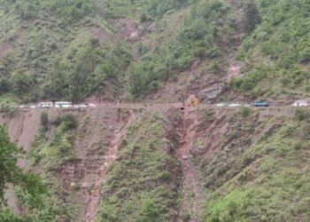 Landslides Triggered By Incessant Rains Force Closure of Srinagar-Muzaffarabad Road
