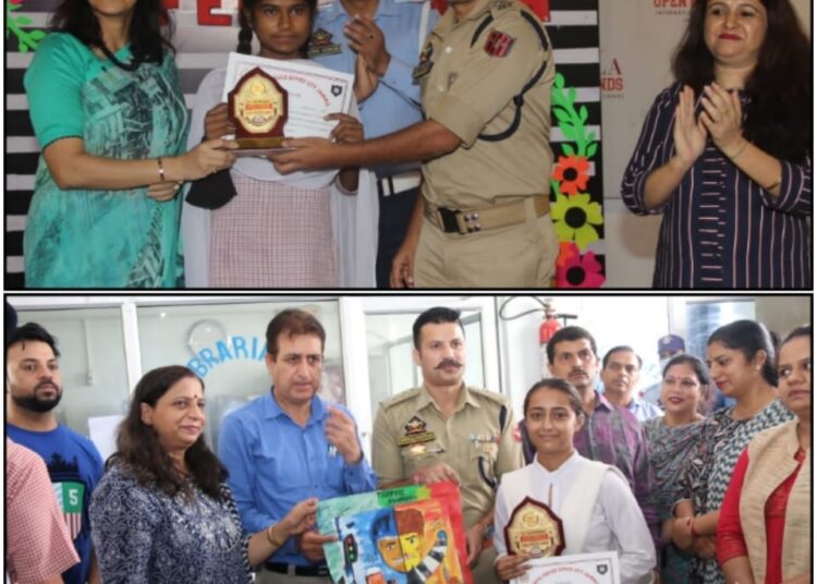 Traffic Police City Jammu organized Painting Competitions regarding Traffic Awareness