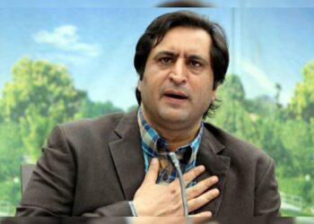 Sajad Lone seeks release of Mirwaiz Umar Farooq
