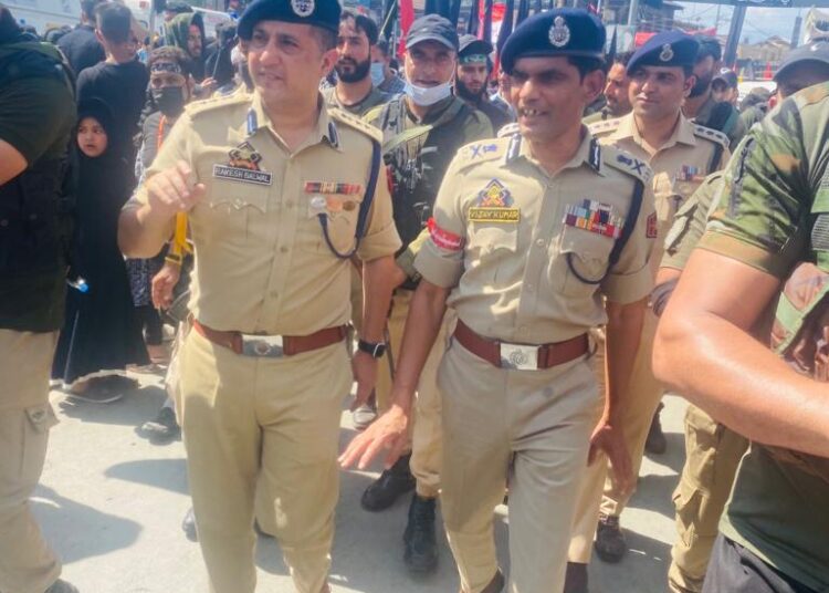 ADGP Kashmir Along with SSP Srinagar, other officers Participate in 10Th Muharram