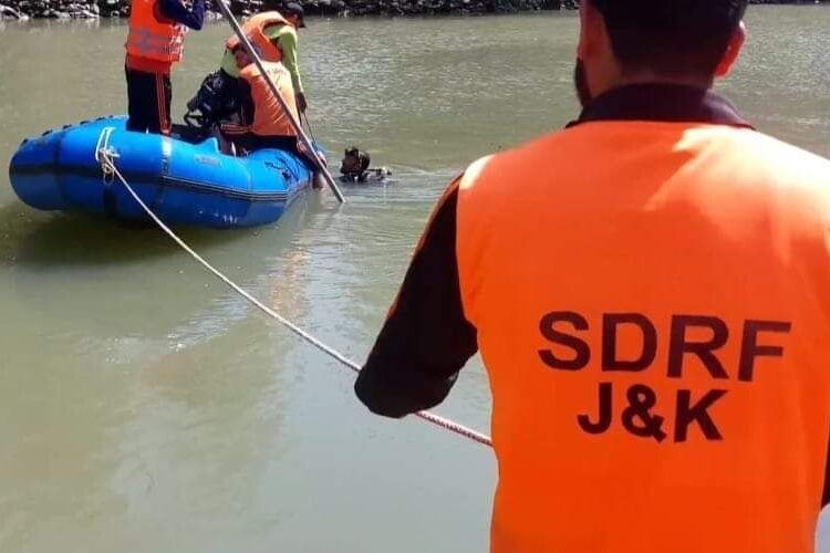 Man drowns in Jhelum in Baramulla, rescue ops on