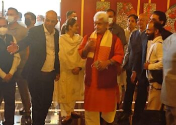 Kashmir gets its first Multiplex Cinema; J&K LG says every district to have 100-seater Cinema halls