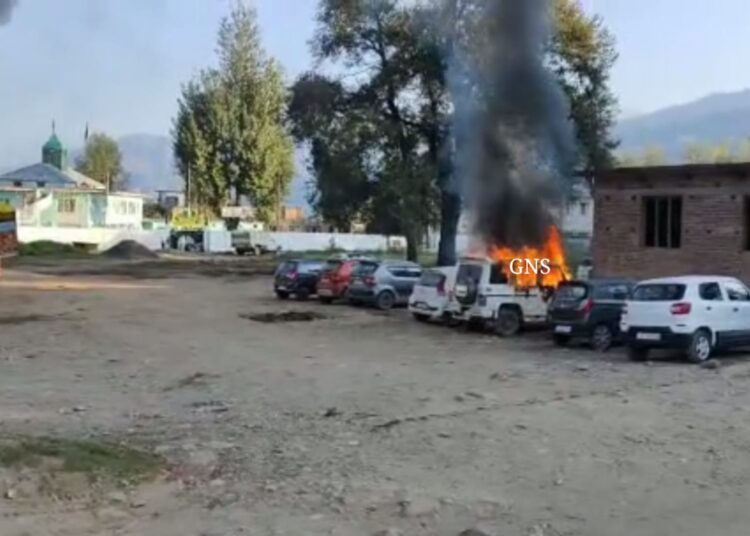 Man held after setting ablaze two parked vehicles near Tehsil Court Complex Surankote Poonch