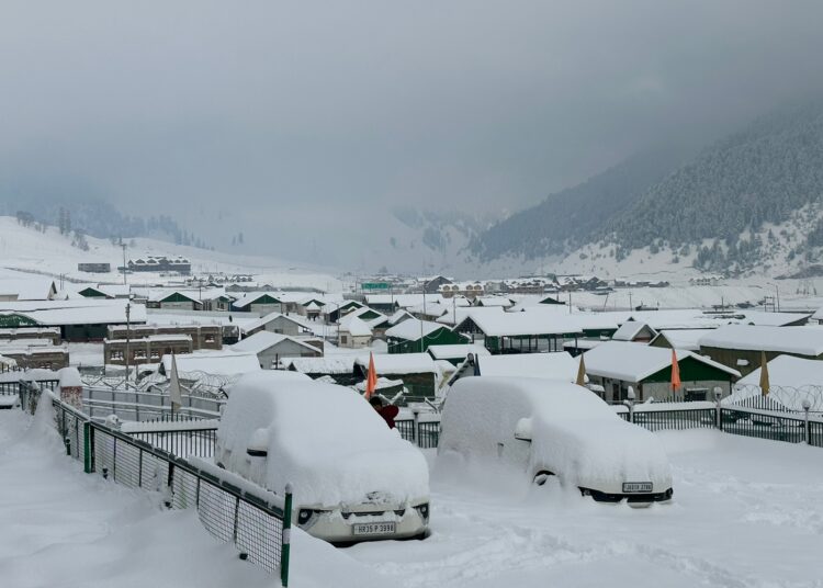 Kupwara Receives Highest Snowfall In Kashmir