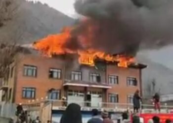 Hotel damaged in fire mishap in Ganderbal village