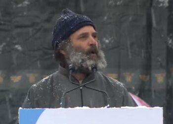 Amid snow, Rahul’s message at BJY’s culmination in Sgr: ‘Wore White T-shirt to give enemies a chance to change its colour, received love instead of grenades’