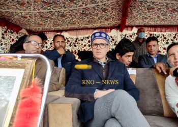 Present Govt not for people, but to appease PMO: Omar Abdullah on conman from Gujarat