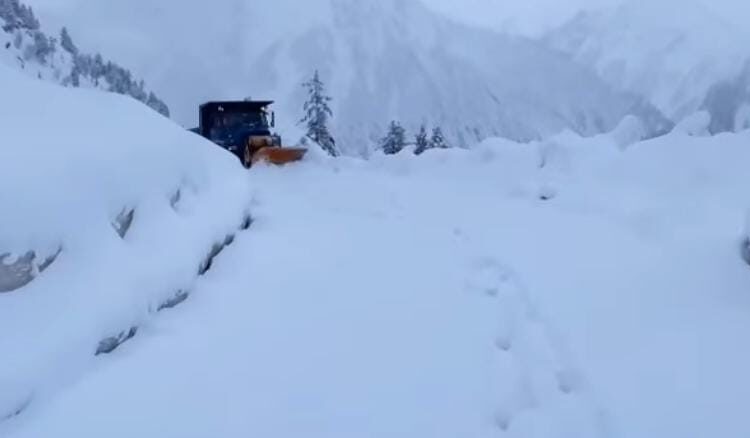 Sleet In Gulmarg, Rains Lash Plains In J&K