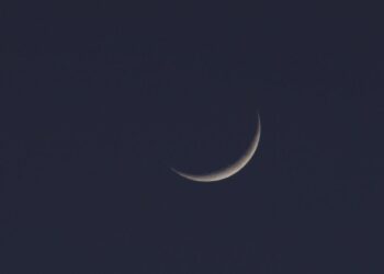 Sighted Or Not Sighted, Kashmir Caught In Pak-India Moon Tussle