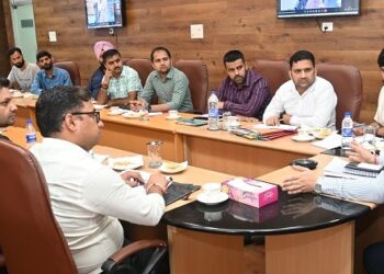 Director Information reviews functioning of District Information Centres
