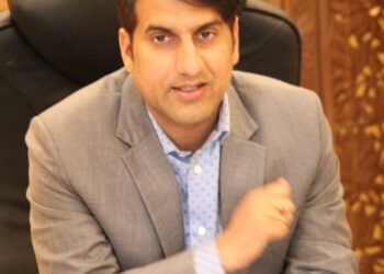 District Magistrate Srinagar imposes ban on sale, purchase and carrying of “Sharp-edged weapons” in public places