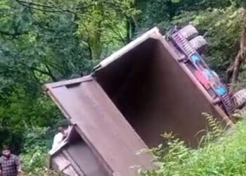 Dumper Vehicle Falls Into Gorge In Mendhar Poonch, Driver Dies