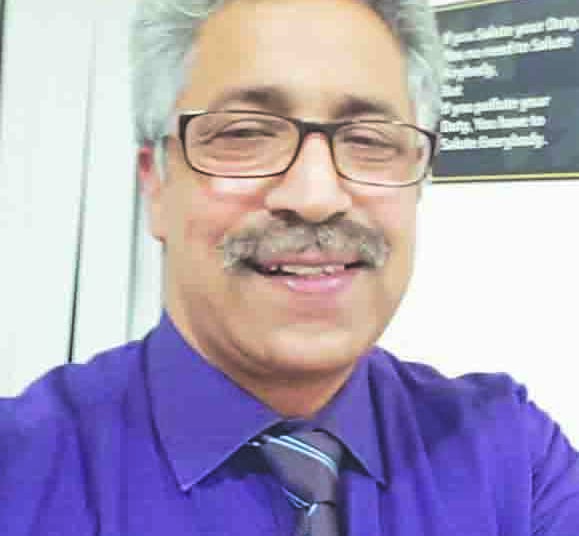 J&K Bank sacks chief manager Sajad Bazaz over terror, ISI links