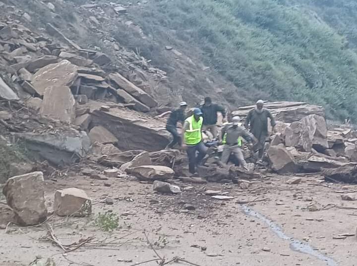 2 brothers among 4 killed as bolder hits truck on highway near Ramban