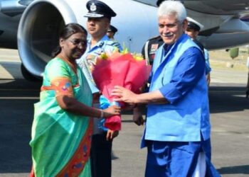 Nation to prosper more when youth would follow peace, prosperity, discipline: Prez Murmu at KU