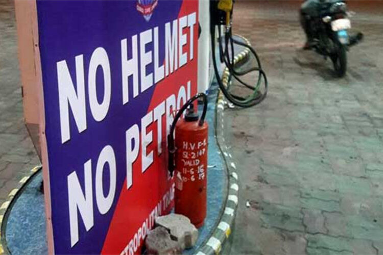 Authorities in Anantnag ban selling of petrol to two-wheelers without helmets