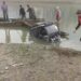 E-Rickshaw plunges into river Jehlum at Lasjan, rescue operation on, driver safe