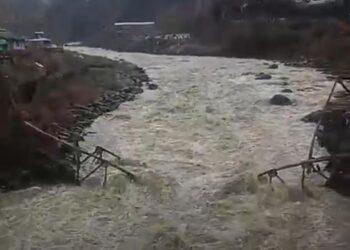 3 Workers Reportedly Washed Away in Jhelum in Uri
