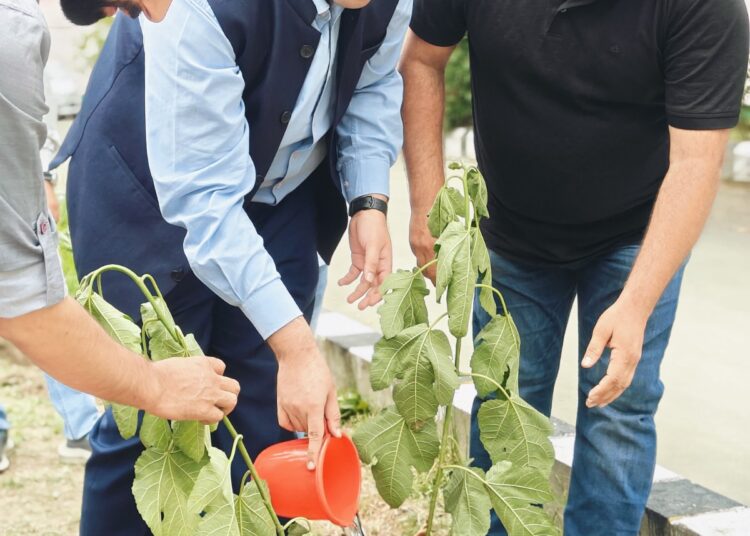 DIPR celebrates Swachhta Pakhwada Director Information leads plantation, cleanliness drives