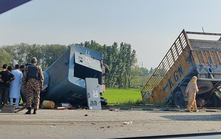 Two CRPF men, Truck driver injured in accident at Pantha Chowk bypass